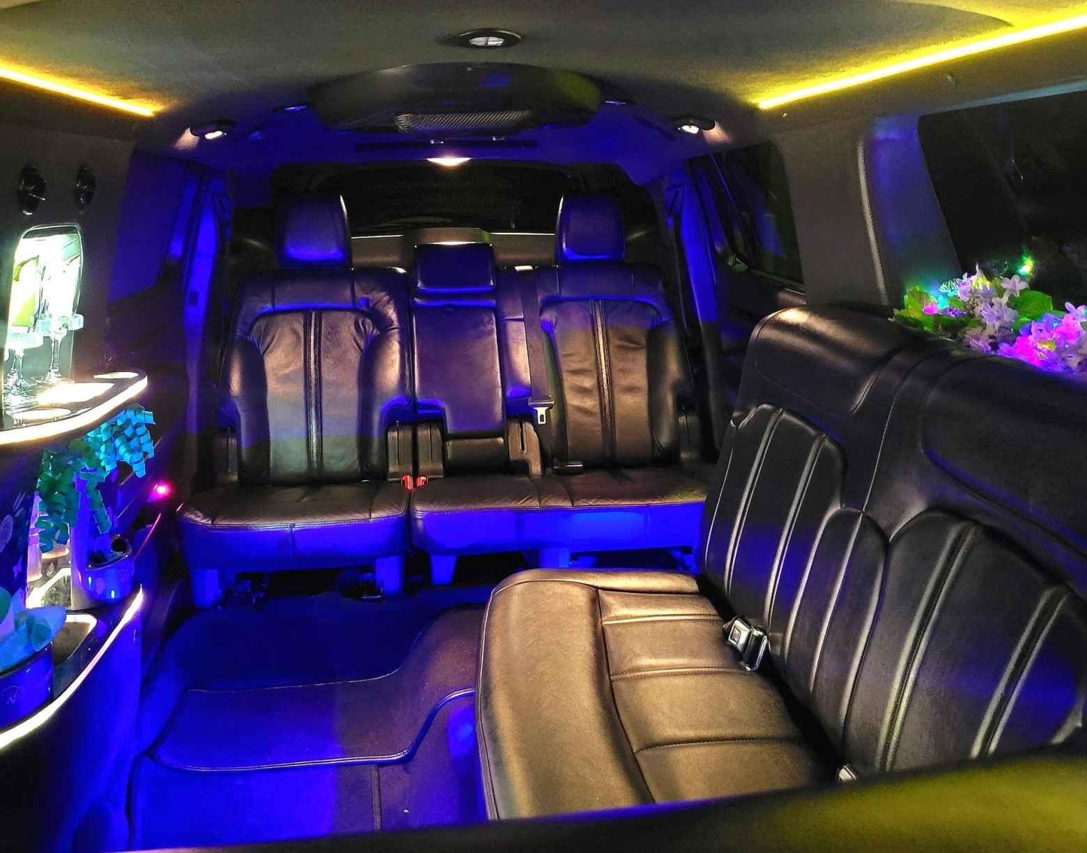 Lincoln MKT Limousine (Penny)